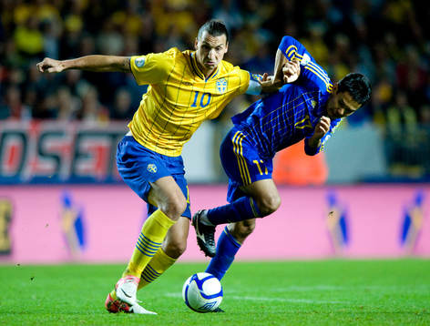 Zlatan Ibrahimovic, Sverige, trycker undan Tanath