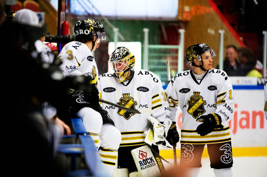 Daniel Larsson. målvakt AIK