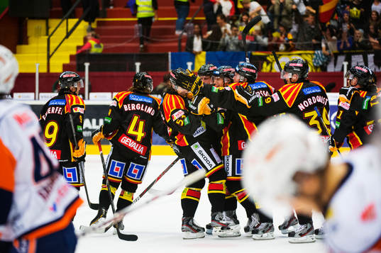 Andreas Thuresson, Brynäs, gratuleras