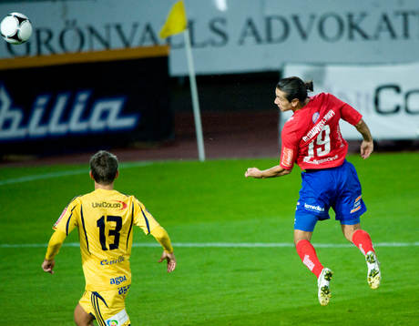 0-2, Matteo Blomqvist-Zampi, Öster, som nickar i mål
