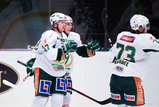 Ville Lajunen och Per Åslund, Färjestad, jublar