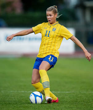 Nina Jakobsson, Sverige