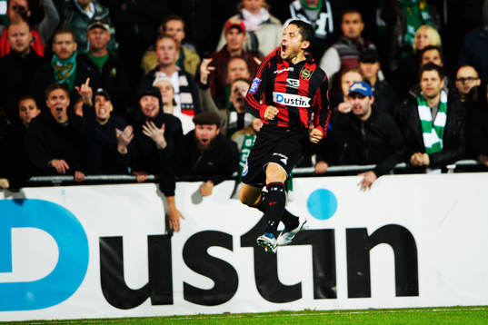 Pablo Pinones, Brommapojkarna jublar och hånar