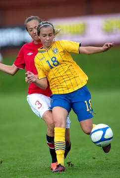 Julia Zigiotti Olme, Sverige och Ida N Roenning, Norge