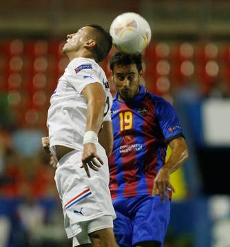 PEDRO LOPEZ, Levante, nickduell