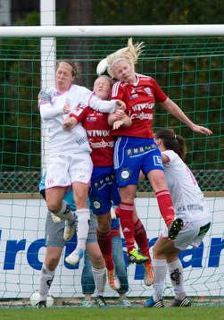 2-2, Mandy Van