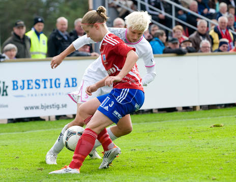 Dragning, Lisa Ek, Malmö, tar sig förbi Mandy Van