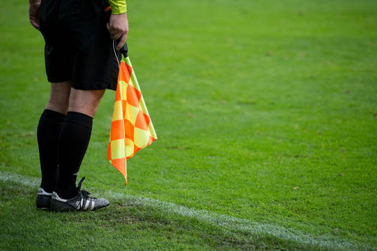 offside, linjedomare, domare, flagga