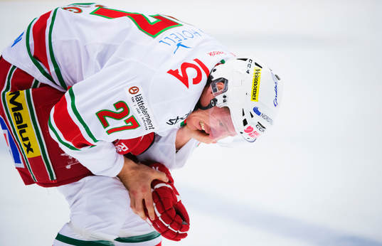 Peter Öberg, Modo, grinar illa