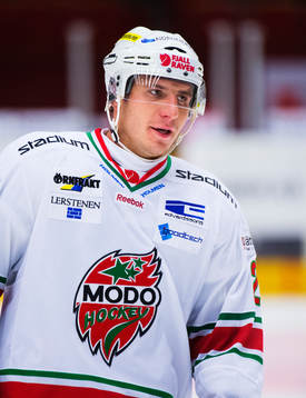 Alexander Steen, Modo