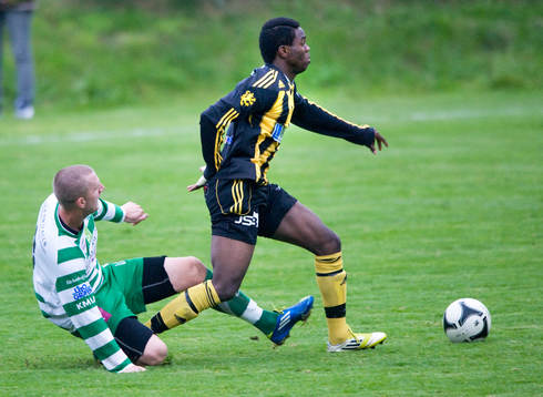 Utvisning, Mattias Kardum, VMA, visas ut