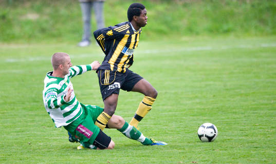Utvisning, Mattias Kardum, VMA, visas ut