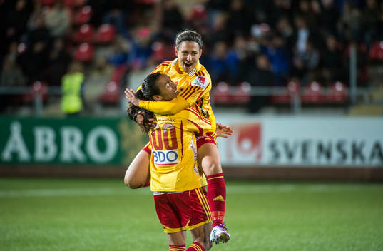 Marta Vieira da Silva, Tyresö jublar