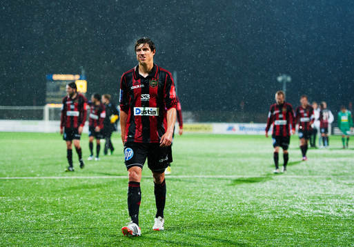 Gabriel Petrovic, Brommapojkarna, deppar när han lämnar