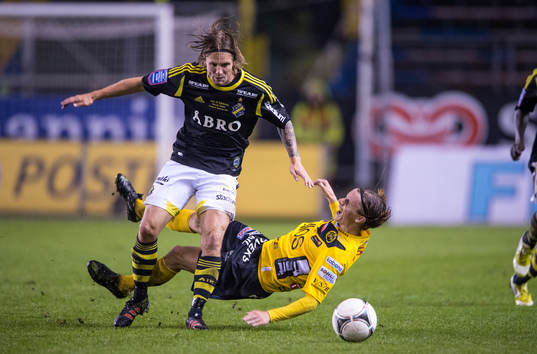 Martin Lorentzson, AIK trycker ned Niklas Hult, Elfsborg