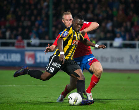 Waris Majeed, Häcken. Peter Larsson, Helsingborg
