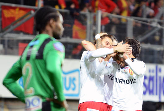 Bläddra bland fler bilder av Fotboll, Allsvenskan, Gais - Syrianska