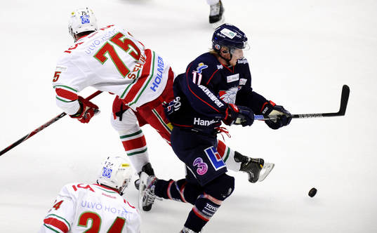 Nummer 11 Simon Hjalmarsson Linköping