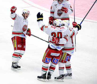 nummer 10 Per Åge Skröder jublar
