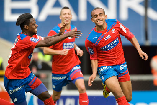 1-0 Walid Atta, Helsingborg, grattas av Joseph Baffo