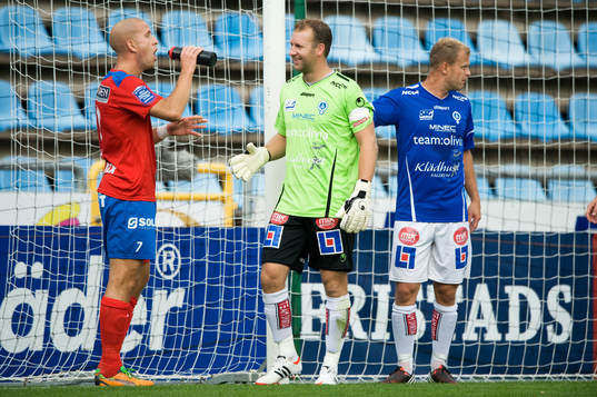 Tre veteraner, Mattias Lindström, Helsingborg, Henrik