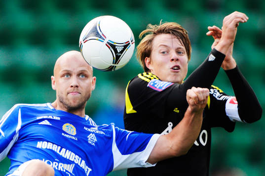 Bläddra bland fler bilder av Fotboll, Allsvenskan, Gif Sundsvall - AIK