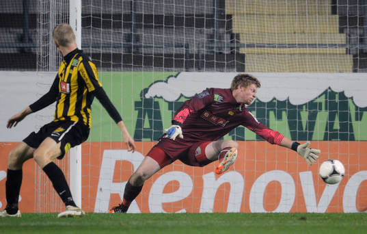 Hannes Stiller Göteborg kvitterar till 1-1 bakom