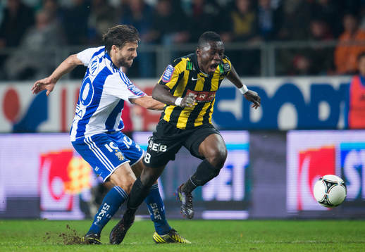 Mattias Bjärsmyr, IFK Göteborg, drar Waris Majeed,