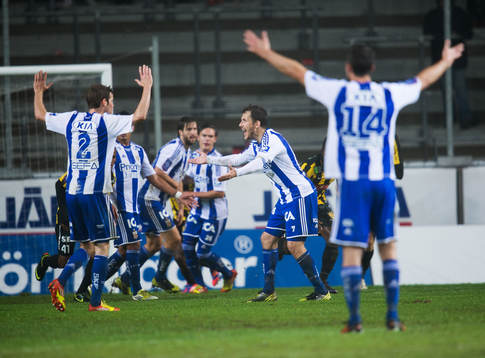 Tobias Hysén, IFK Göteborg, tycker att bollen tar på