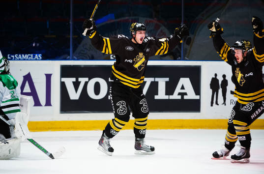 Nicklas Jensen, AIK, jublar