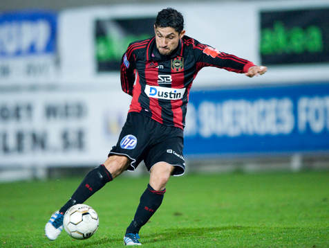 Pablo Pinones Arce, Brommapojkarna
