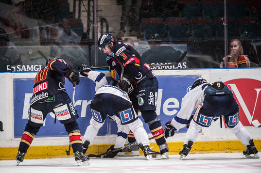 Douglas Murray, Djurgården trycker ner Martin Sandgren,