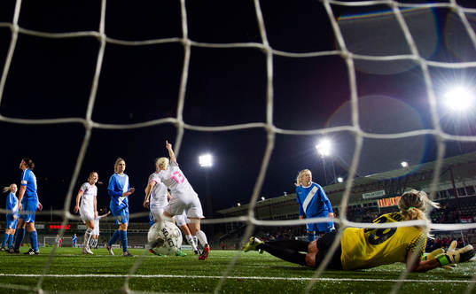 Christina Øyangen Ørntoft, LDB Malmö jublar vid 1-0