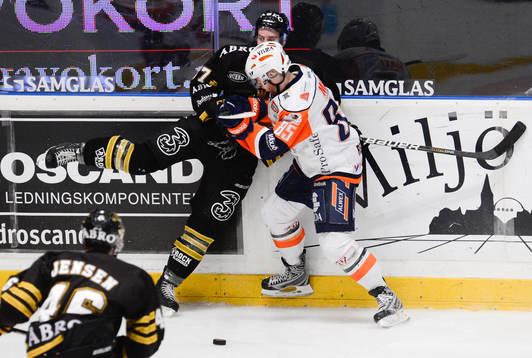 Fredrik Carlsson, AIK och Liam Reddox, Växjö