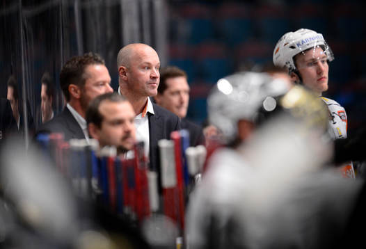Bläddra bland fler bilder av Ishockey, Elitserien, AIK - Växjö