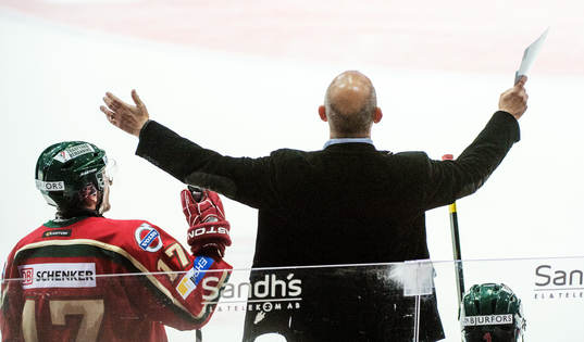 Kent Johansson, tränare Frölunda, är upprörd