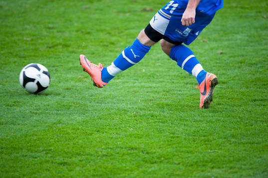 Fot, fotboll, fotbollskängor