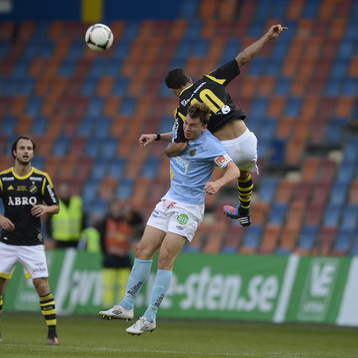 Celso Borges, AIK vinner en höjdduell