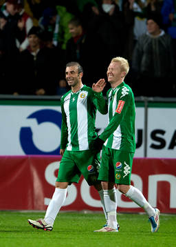 Målskyttarna Kennedy Bakircioglu och Mattias Adelstam,