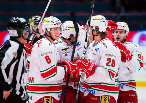 Ludvig Byström, Modo, gratuleras till sitt 0-2-mål