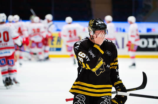 Oscar Ahlström, AIK, deppar