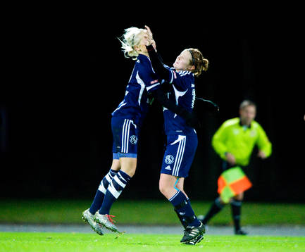 2-0 Olivia Johansson och Julia Lennartsson, Hessleholm,