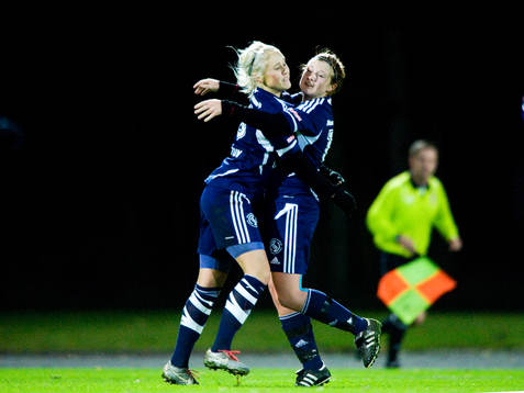 2-0 Olivia Johansson och Julia Lennartsson, Hessleholm,