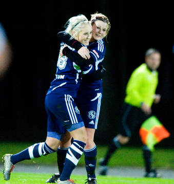 2-0 Olivia Johansson och Julia Lennartsson, Hessleholm,