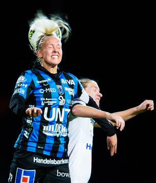 Mikaela Björklund, Sirius, i en nickduell med Frida