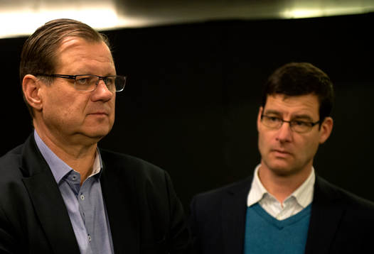 Presskonferens om fakturering av idrottsaktiebolag med