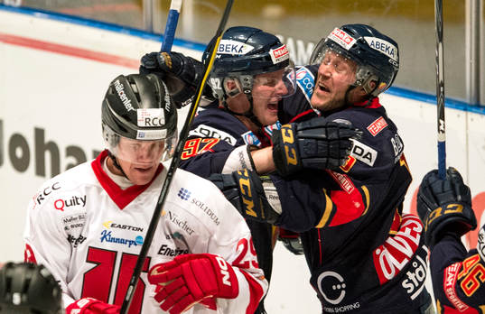Gabriel Landeskog, Djurgården gratuleras av Jimmie