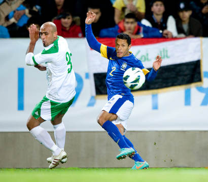 Adriano, Brasilien och Basi Abbas, Irak