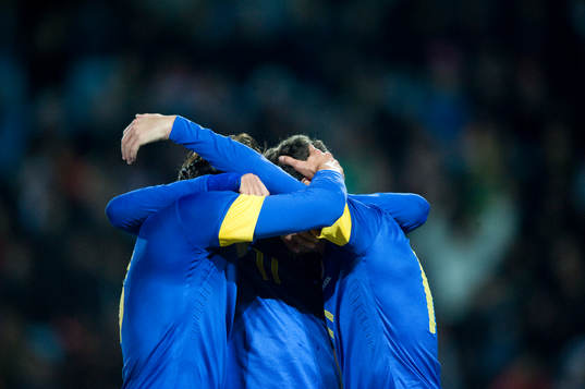 2-0, Oscar, Brasilien, som grattas av Neymar