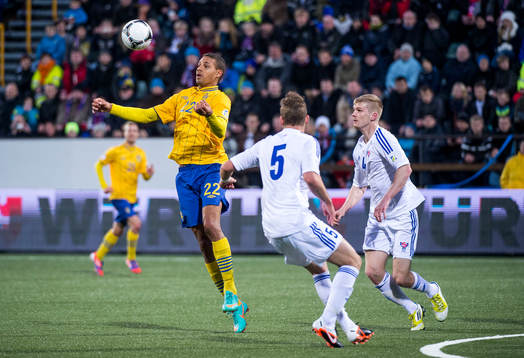 Mattias Ranegie, Sverige tar emot boll